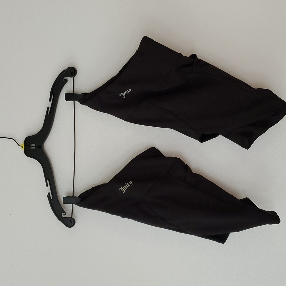 3/$25 Juicy Couture sport and festival dress shorts with side pockets size xs